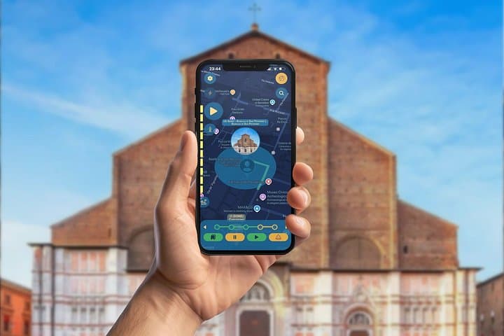 Juego Móvil de Tour a Pie por la Historia Académica de Bolonia — foto 5