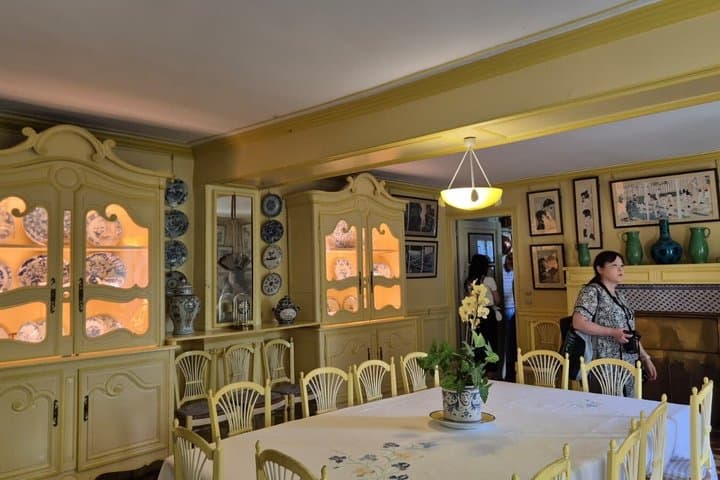 Excursión de un día a Giverny y Versalles desde París — foto 3