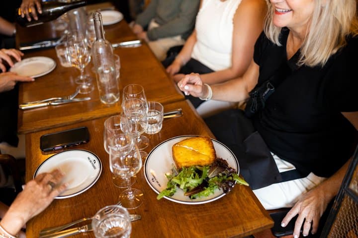 Tour Gastronómico en Le Marais, París con Degustaciones y Vino — foto 3