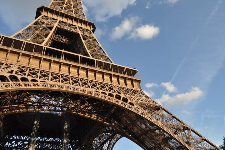 Geführter Treppenaufstieg zum Eiffelturm in Paris — Foto 3