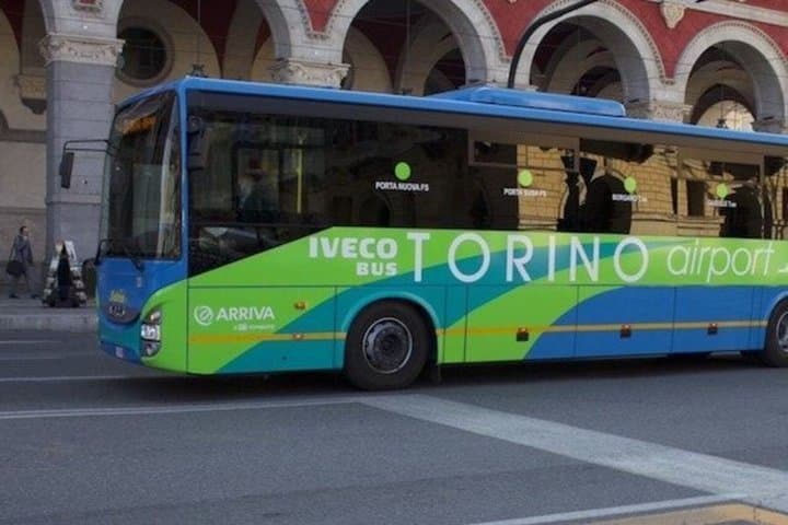 Trasferimenti in autobus dall'Aeroporto di Torino al Centro Città — foto 5