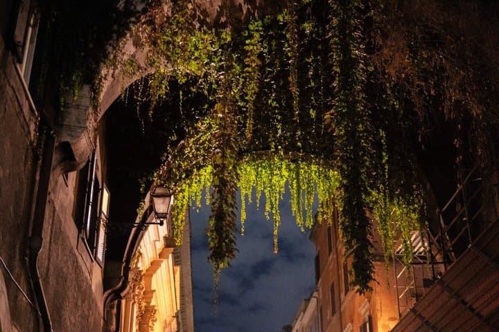 Tour Notturno a Roma: Fantasmi, Leggende e Roma Infestata — foto 5