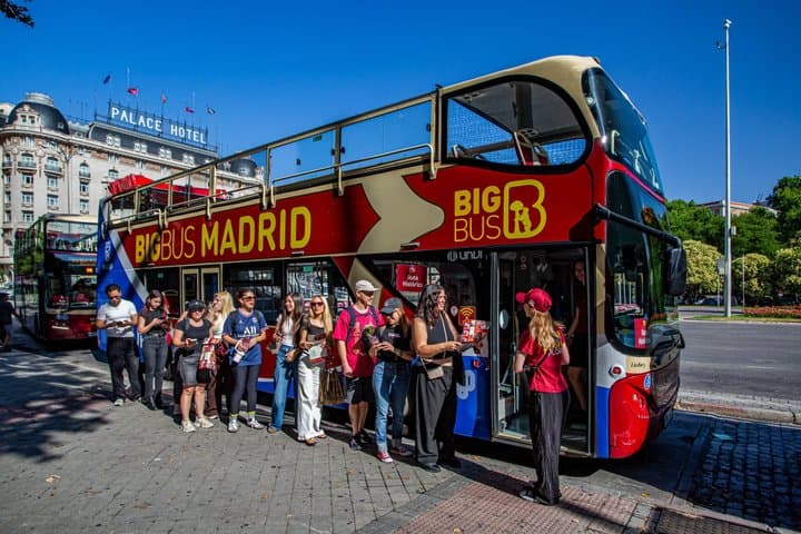 Big Bus Madrid Tour Hop on Hop off — foto 5