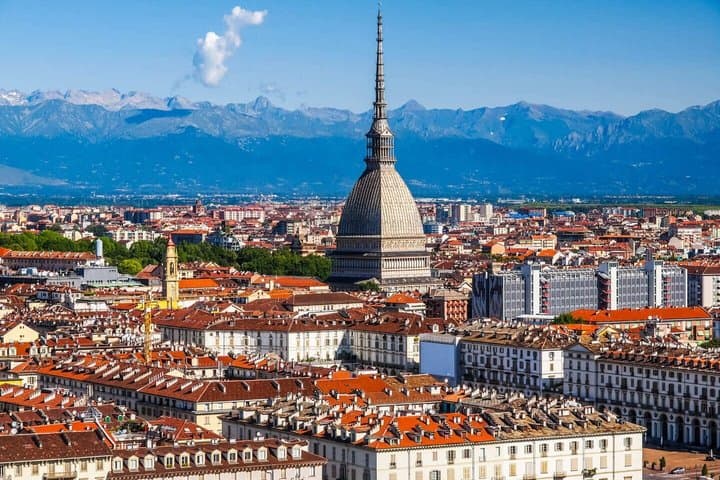 Tour privato a piedi di 2 ore a Torino