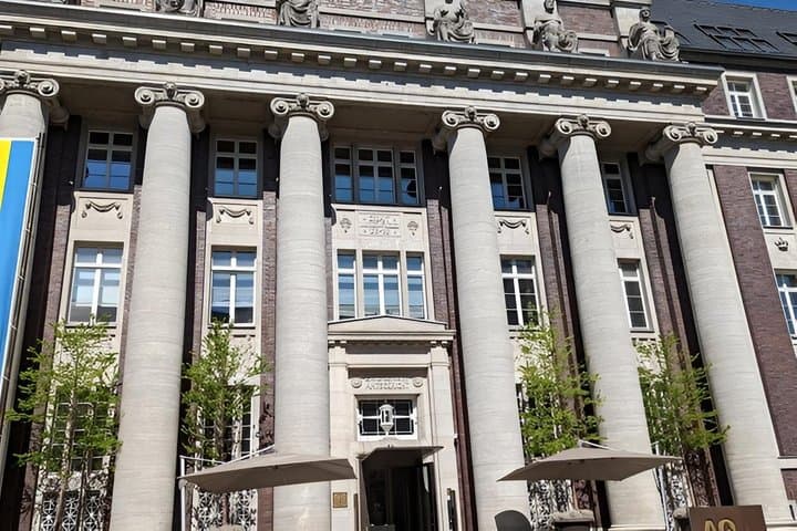 Tour a piedi autoguidato e caccia al tesoro a Düsseldorf — foto 3