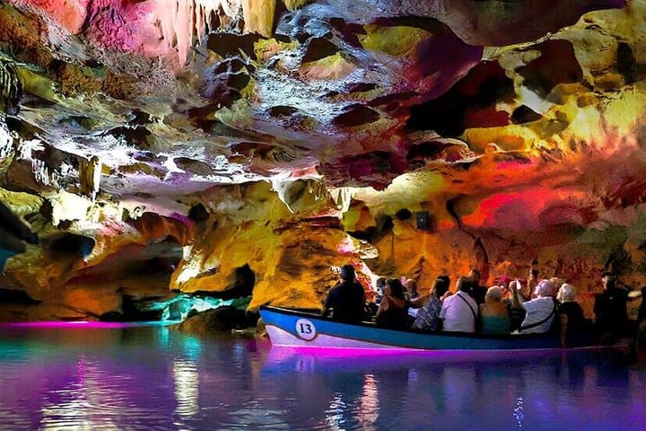 Aventure dans les Grottes de San José le long de la rivière souterraine de Valence — photo 4