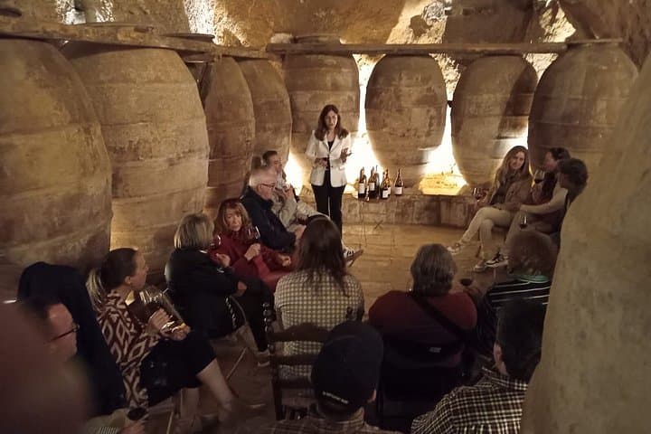 Héritage et expérience viticole de Requena avec déjeuner local depuis Valence — photo 3
