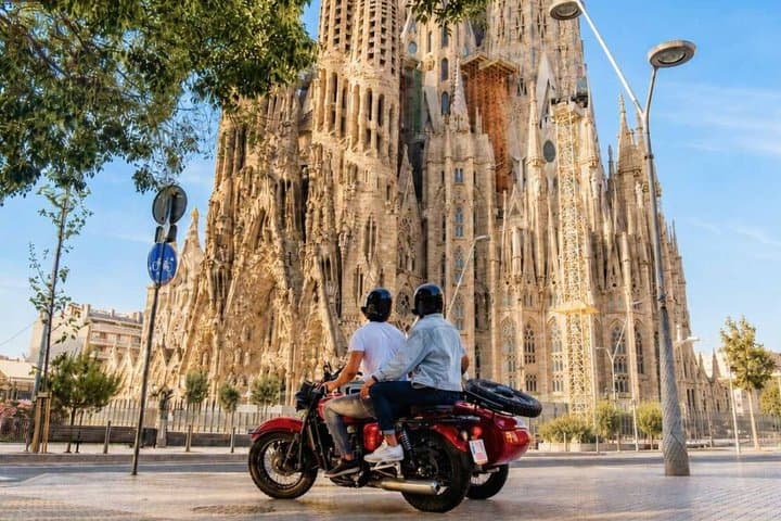 Tour Privado en Barcelona en Motocicleta con Sidecar — foto 5