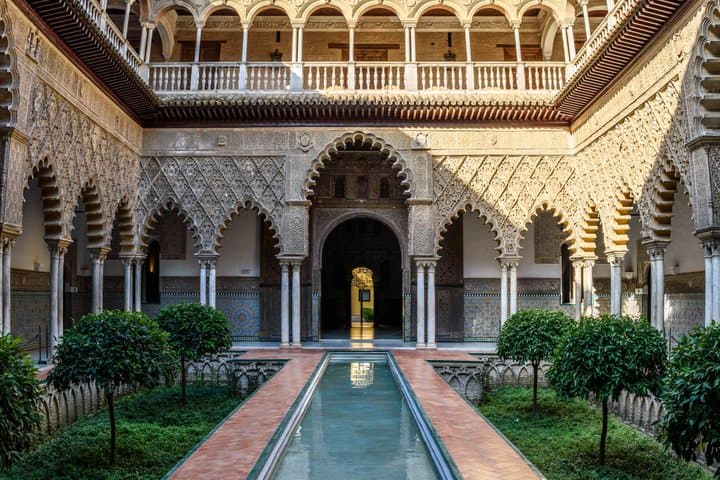 Tour en grupo reducido sin colas del Real Alcázar de Sevilla