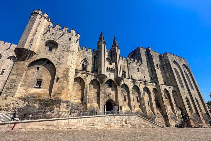 Private Tour von Avignon und Châteauneuf-du-Pape — Foto 2