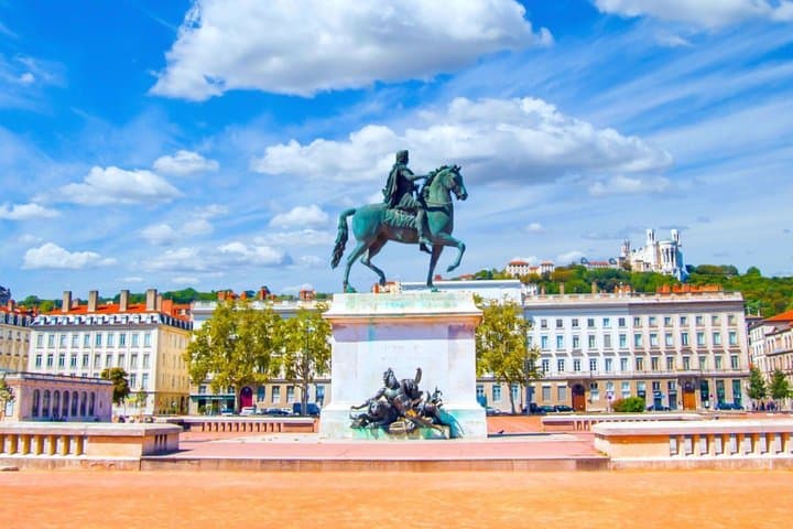 Visite privée à pied sur l'histoire de la Seconde Guerre mondiale à Lyon
