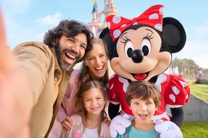 Disneyland® Paris Express Shuttle mit Ticket ab Zentralparis — Foto 2