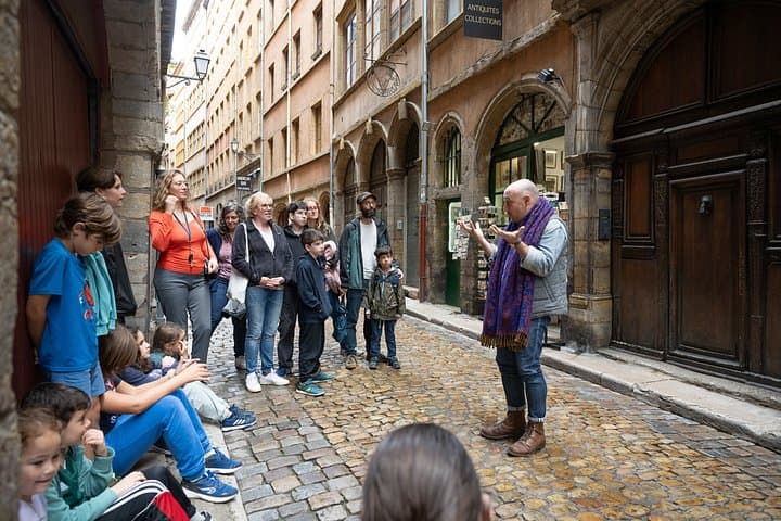 Geschichtenführung durch das alte Lyon für Kinder — Foto 3