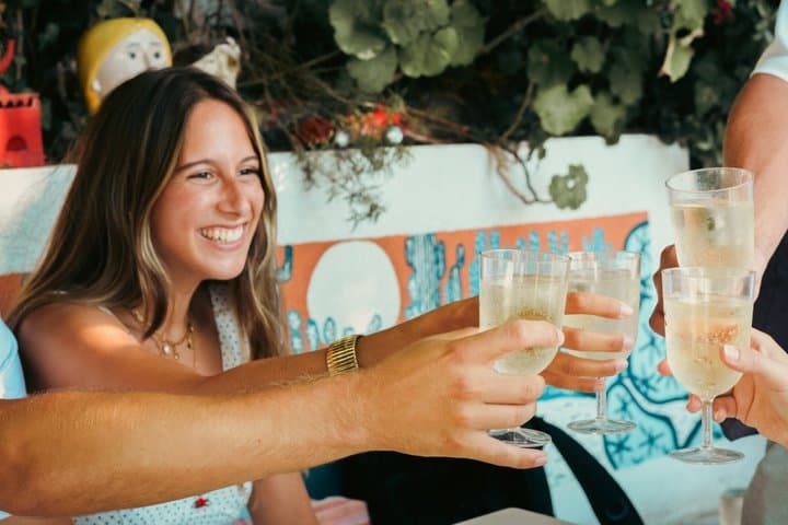 Bolognas versteckte Weinbars und Aperitivo-Erlebnis
