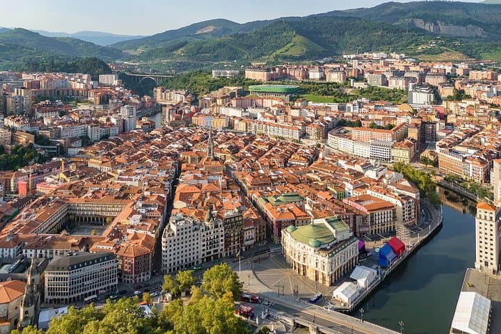 Tour Privado de los Destinos Destacados de Bilbao