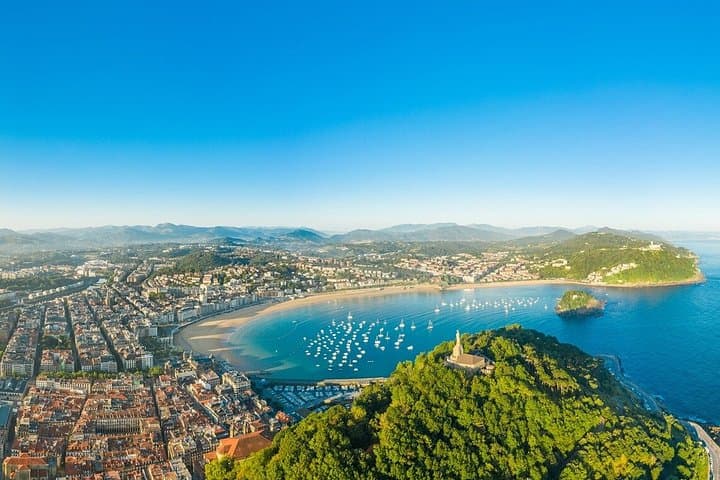 Visite privée d'une journée à San Sebastián et sur la côte basque depuis Bilbao