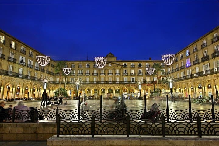 Visite privée de Bilbao de nuit — photo 5