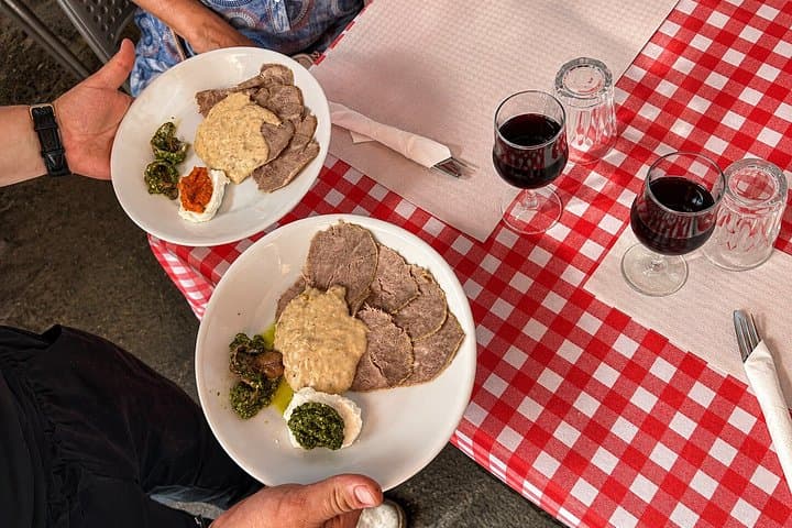 2-Stunden Turin Food Tour: Die besten Bissen und Weine aus dem Piemont