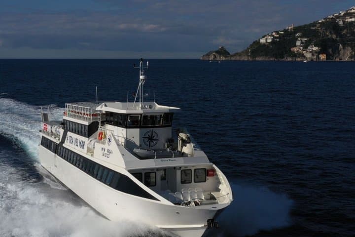 Fährenfahrkarten zwischen Amalfi und Salerno — Foto 2
