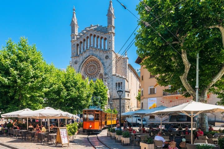 Private Valldemossa, Deia & Soller Shore Tour from Palma — Foto 5
