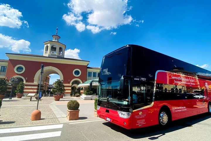 Da Milano all'Outlet di Serravalle: Navetta per Shopping e Ulteriore Sconto del 10%