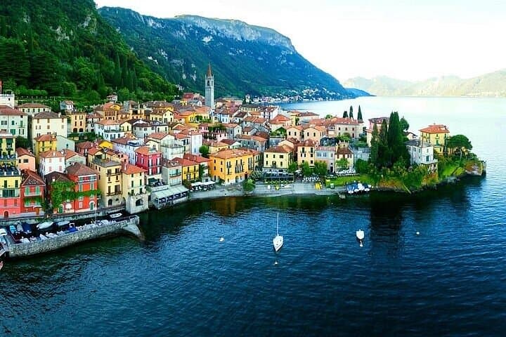 Tour di Gruppo Ridotto del Lago di Como con Barca e Minivan da Milano — foto 4