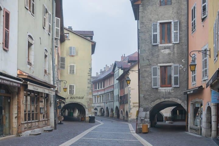 Tour Autoguiado a Pie por los Monumentos de Annecy con Audio y Cuestionario — foto 2