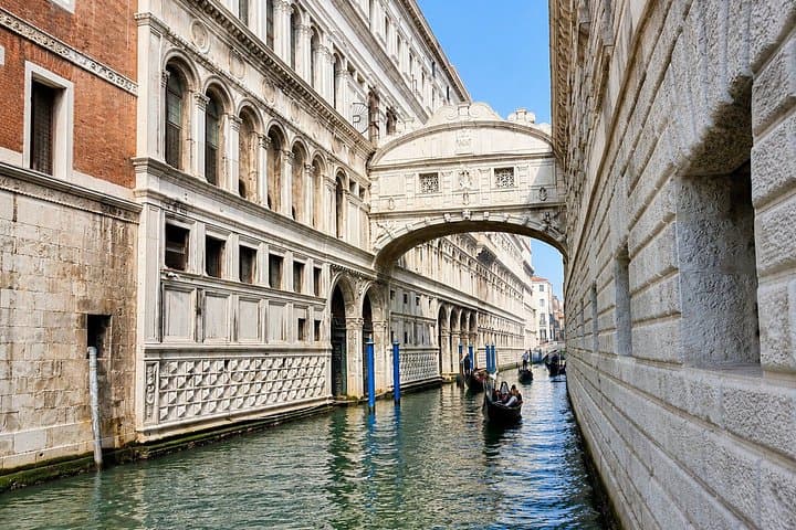 Palais des Doges Pont des Soupirs Nouvelles Prisons Musée Correr Venise — photo 3
