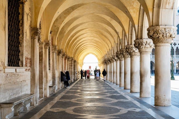 Palais des Doges Pont des Soupirs Nouvelles Prisons Musée Correr Venise — photo 4