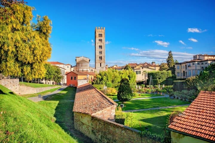 Gita di un giorno a Pisa e Lucca da Firenze con Torre Pendente opzionale — foto 4