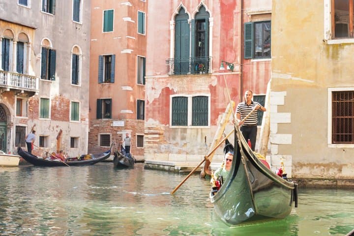 Gita in Gondola sul Canal Grande a Venezia — foto 2