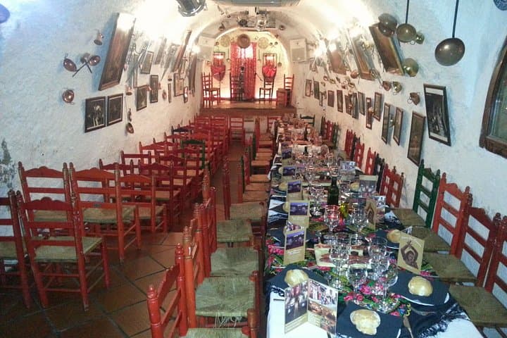 Spettacolo di Flamenco e Cena Andalusa nelle Grotte di Granada