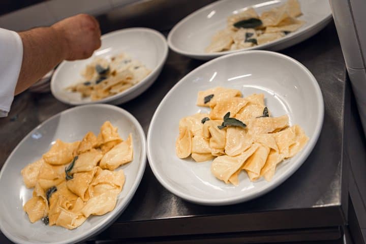 Pasta-Kochkurs in Florenz oder Lasagne, Tiramisu & Markttour — Foto 5