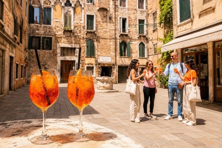 Tour a piedi nel centro città di Venezia e esperienza in gondola — foto 4