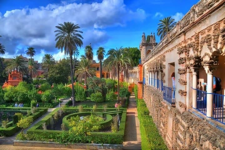 Accesso al Royal Alcázar di Siviglia con Tour Guidato Facoltativo — foto 5
