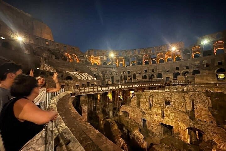 Colosseo di Notte Accesso Sotterraneo — foto 2