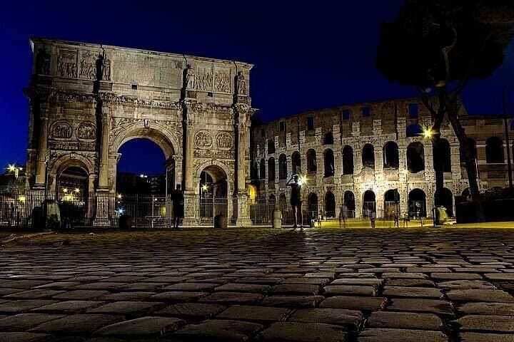 Colosseo di Notte Accesso Sotterraneo — foto 4