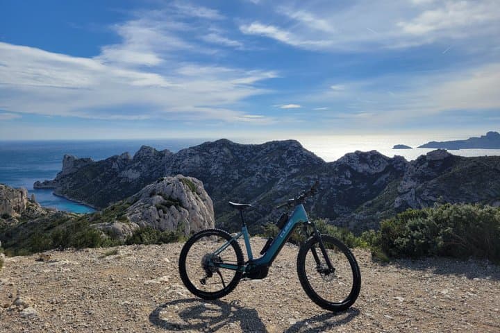 Selbstgeführte Fahrradvermietung in Marseille nahe den Calanques — Foto 2