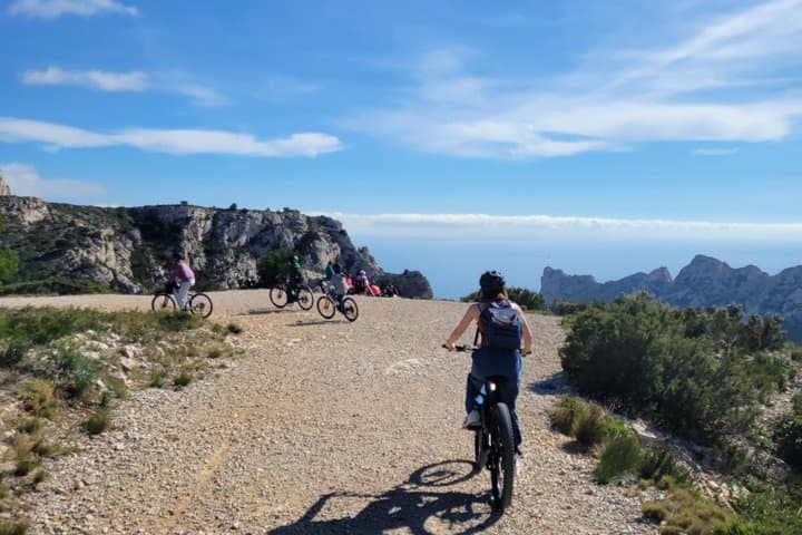 Selbstgeführte Fahrradvermietung in Marseille nahe den Calanques — Foto 3