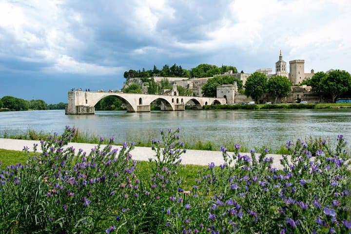 Tour Autoguiado por Avignon: Papas, Poetas y Asesinos — foto 5