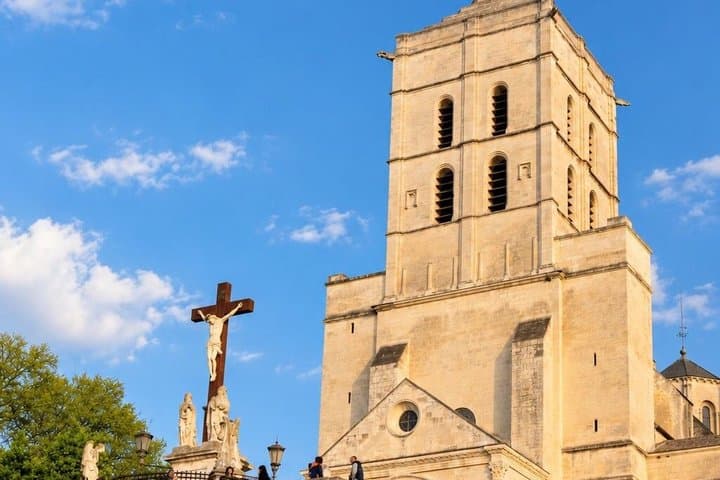 Tour Autoguiado por Avignon: Papas, Poetas y Asesinos — foto 2