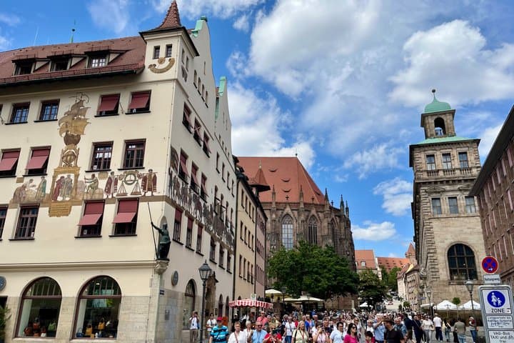 Tour del Centro Storico di Norimberga e dei Luoghi dei Raduni Nazisti — foto 4