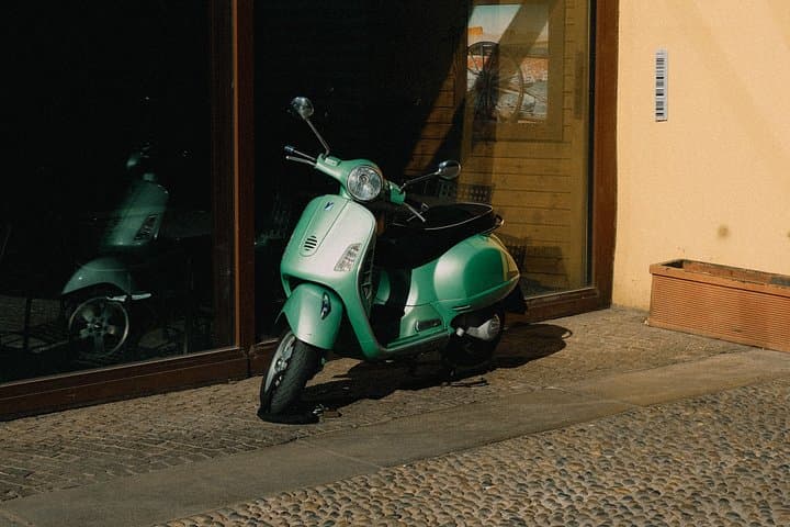 Vespa-Tour zur Entdeckung der Colli Bolognesi mit Mittagessen — Foto 5