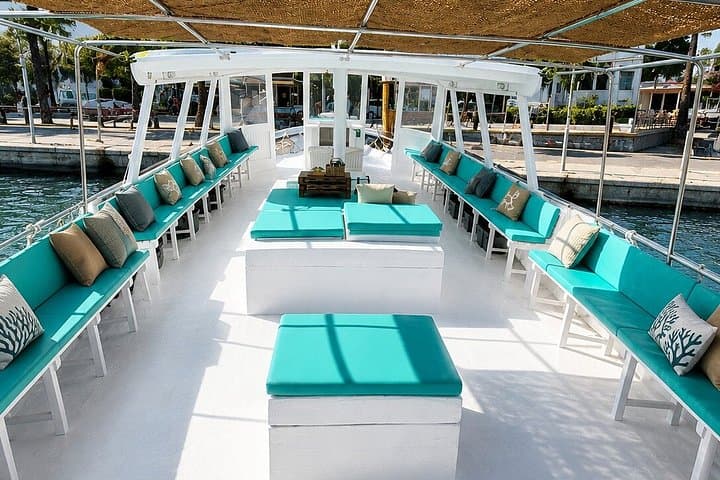 Ibiza Bootstour mit Getränken, Schnorcheln & Stand-Up-Paddle-Boards — Foto 2