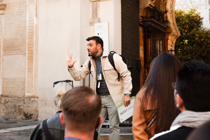 Wanderung zu den historischen Stätten Sevillas