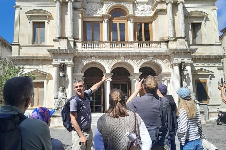 Avignon Stadtführung zu den Must-See-Sehenswürdigkeiten und versteckten Schätzen