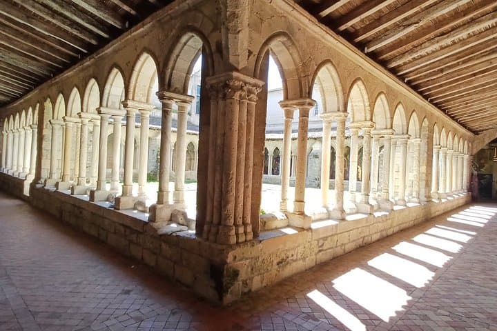 Mezza giornata a Saint-Emilion, degustazione di vini e tour — foto 3