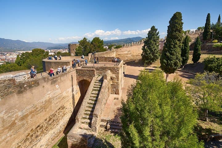Entrada a la Alcazaba de Málaga y al Castillo de Gibralfaro — foto 2