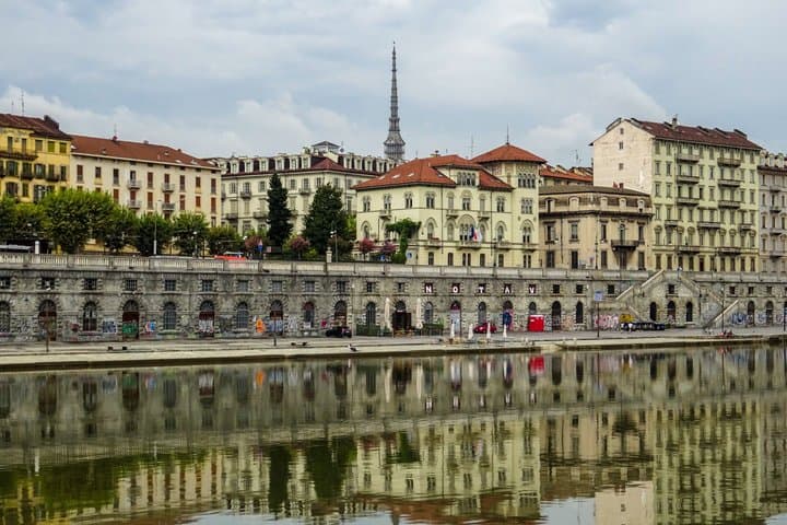 Turin Sa Majesté dans la piazza — photo 3