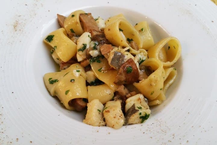 Tour Gourmet di Cibo e Vini Toscani a Pisa — foto 4